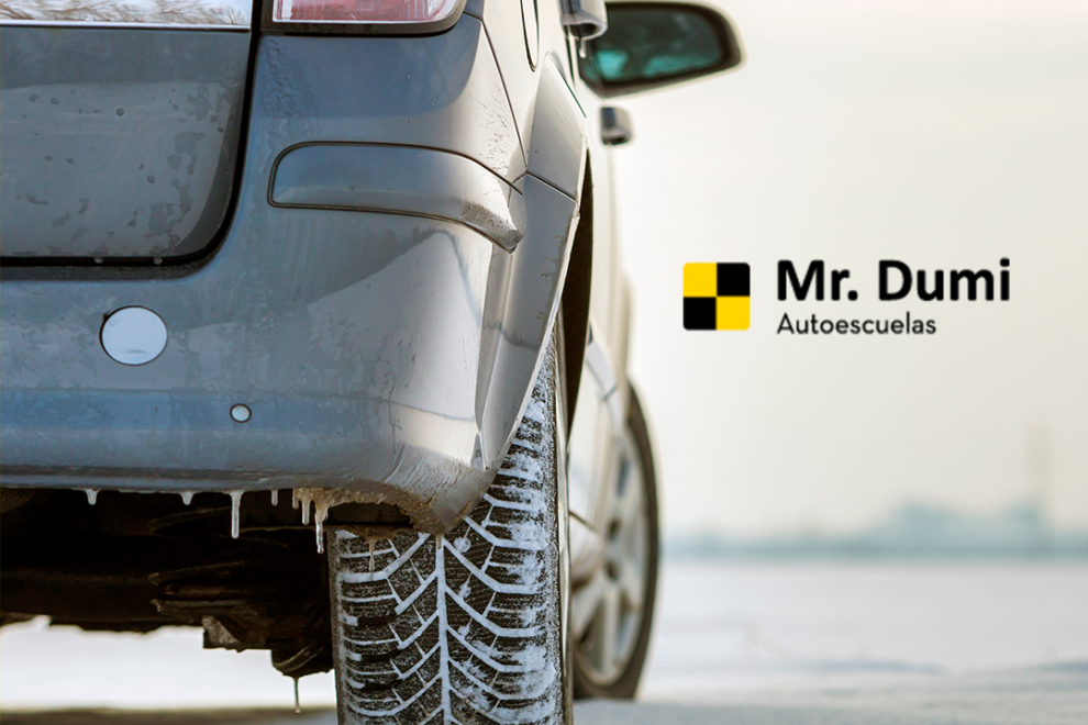 consejos para conducir con nieve o hielo en invierno - Autoescuelas Mr Dumi